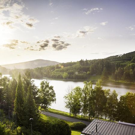 Penzion U Prehrady Luhacovice Exterior photo