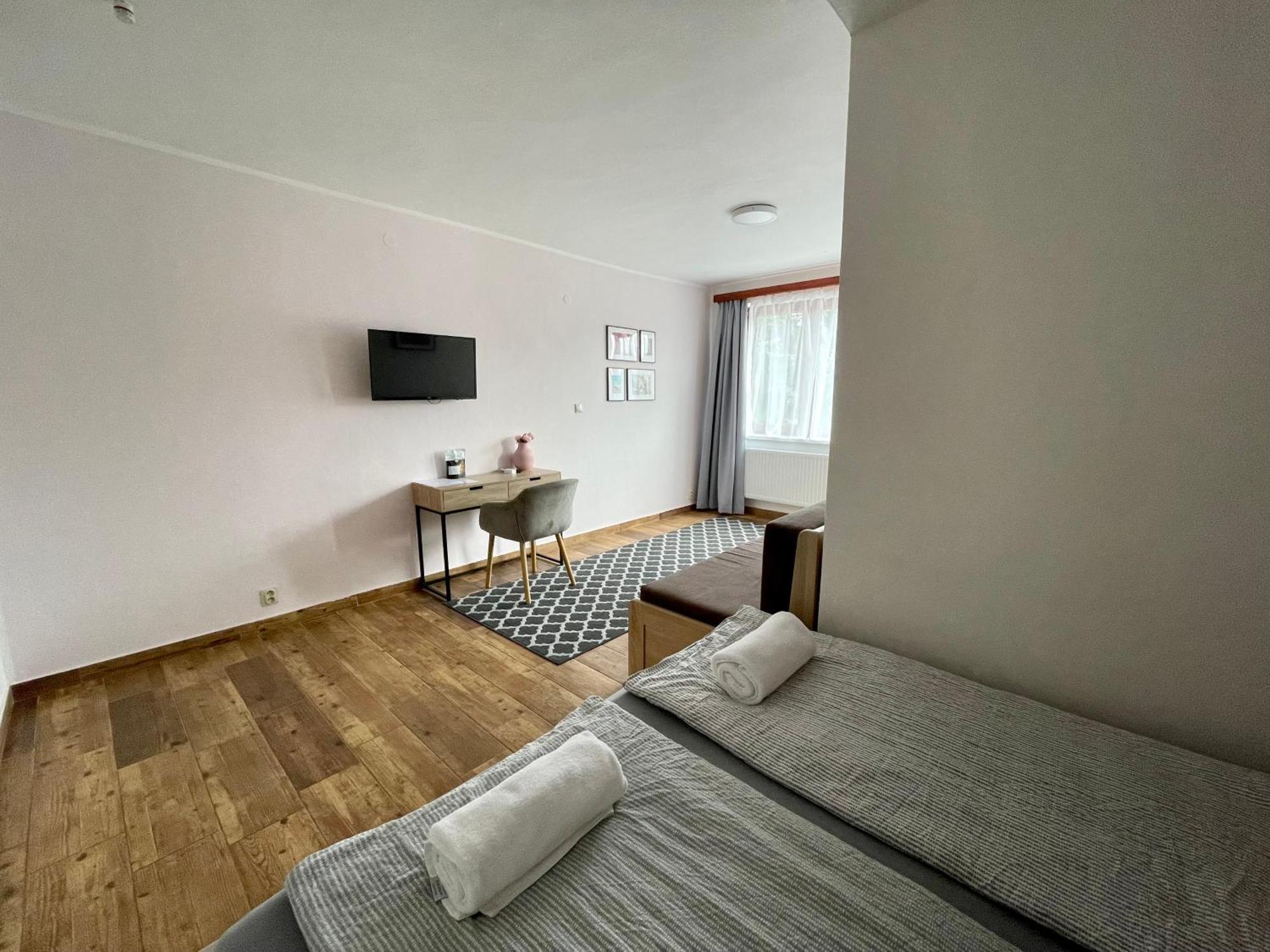 Penzion U Prehrady Luhacovice Room photo
